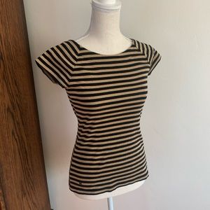 Ralph Lauren Gold & Black T-Shirt, Never Used🌞